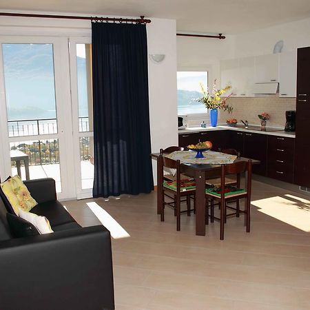 Appartamento Casa Ciclamino Vercana Esterno foto